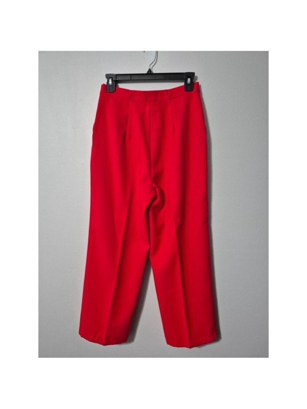 Women's Malouf of Dallas True Red High Waisted Pleated Trousers Cropped sz 27